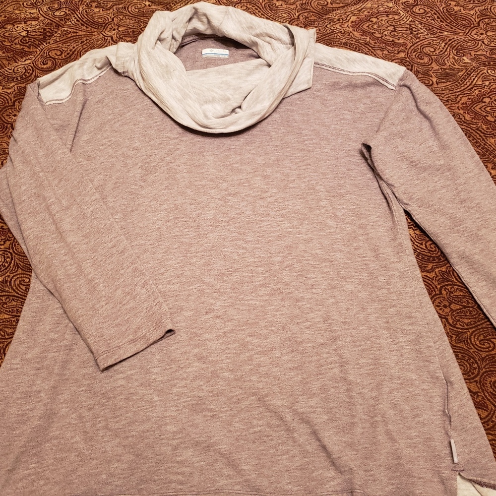 Columbia Women Cow Neck Shirt